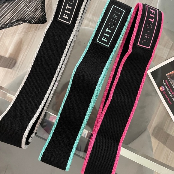 exercise bands - Picture 2 of 3